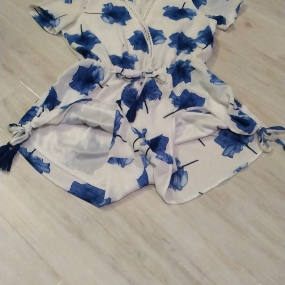 Romper - Picture 4 of 11